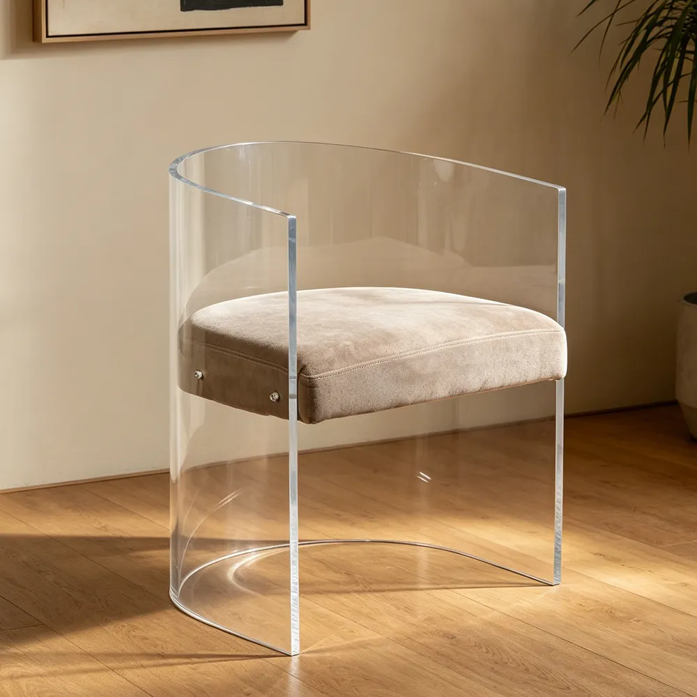 Clear Acrylic Loop Chair2