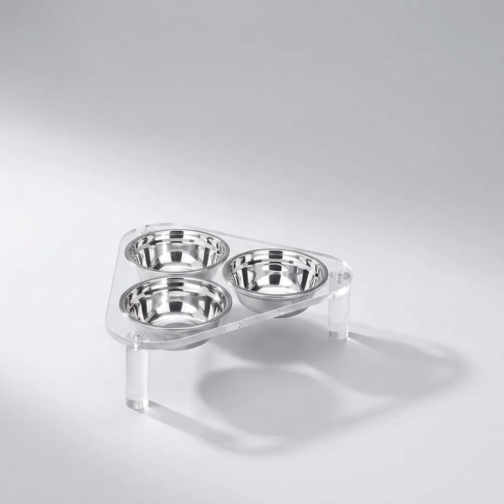 Triangular_Clear_Acrylic_Triple_Pet_Bowl_Studio
