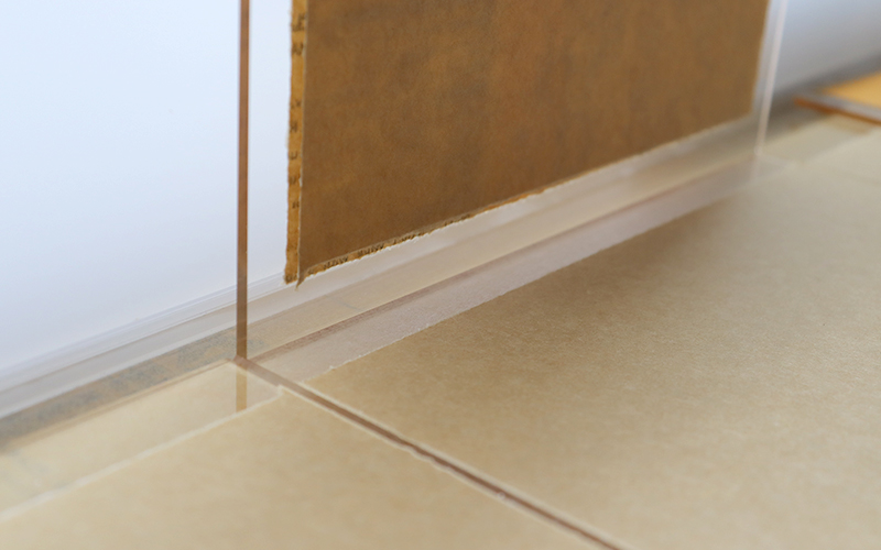 Close-up of Seamless Acrylic Joint, Precision Solvent Bonding Technique