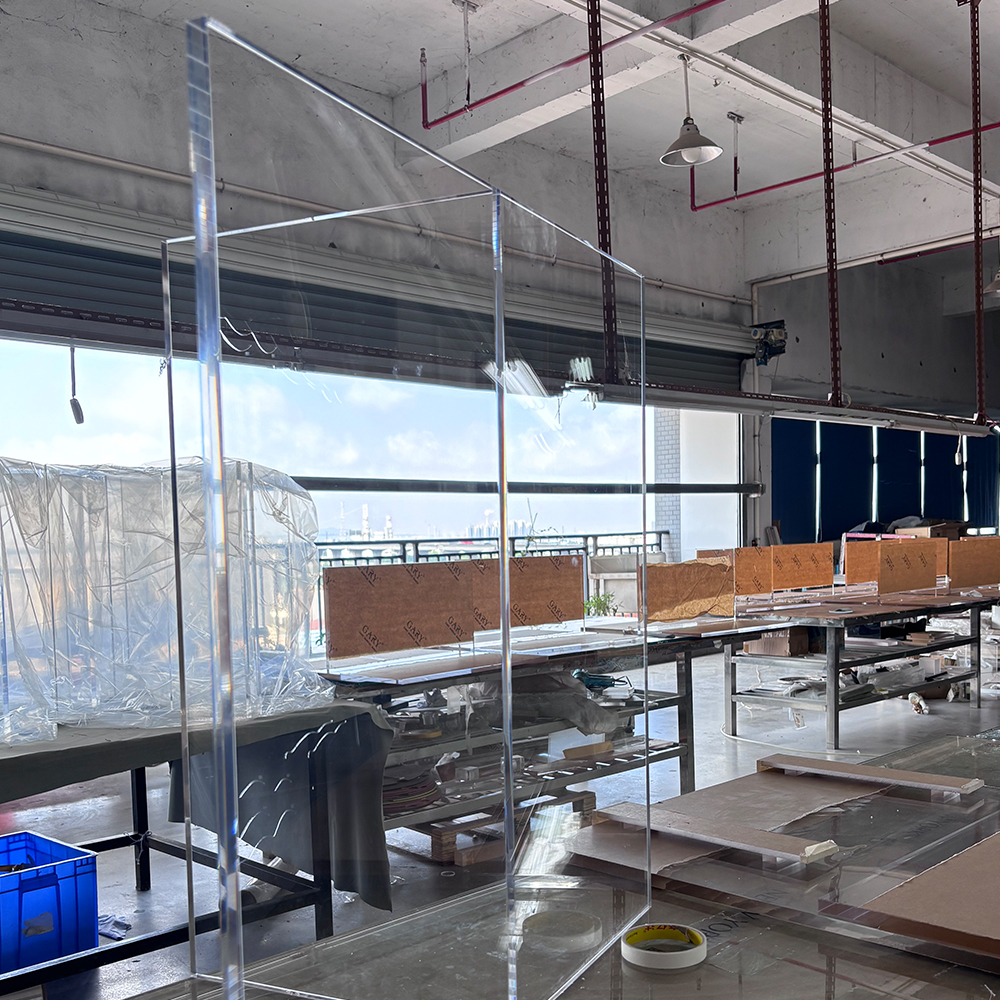 Integrated acrylic fabrication workshop with strict QC management.