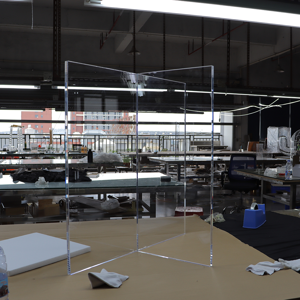 Large-scale custom acrylic factory production facility