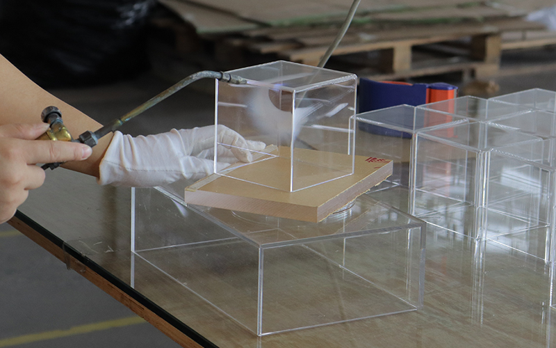 Manual Flame Polishing for Acrylic Box Edges, Crystal Clear Finish Technique