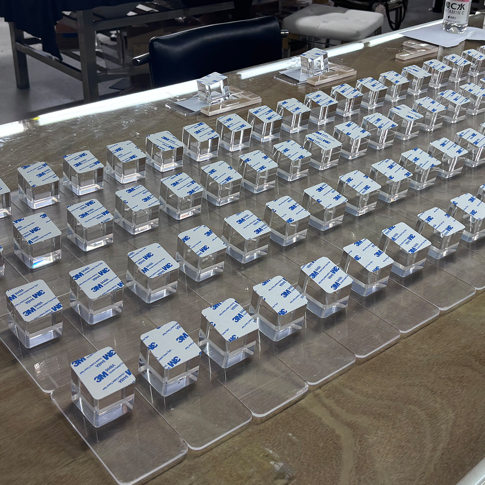 Mass production of precision-cut acrylic components for OEM orders.