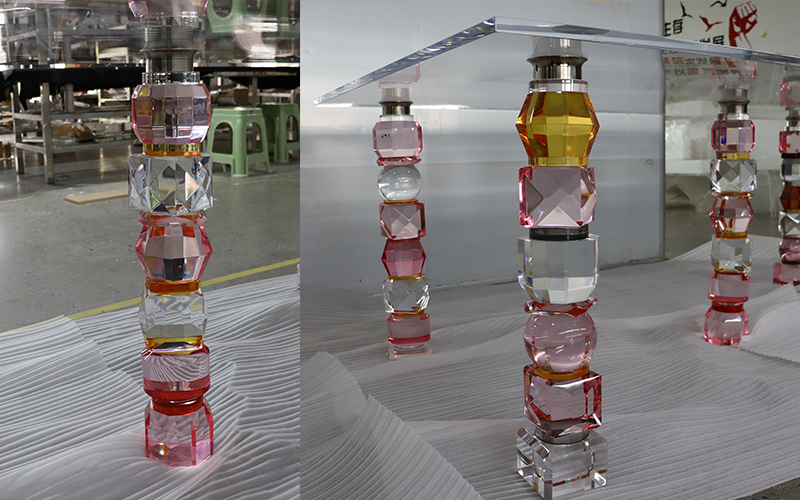 Modern-Luxury-Acrylic-Dining-Table-with-Faceted-Crystal-Legs-OEM-Manufacturer..