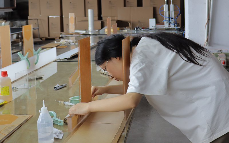 Precision Manual Assembly using Solvent Bonding, Seamless Acrylic Joints