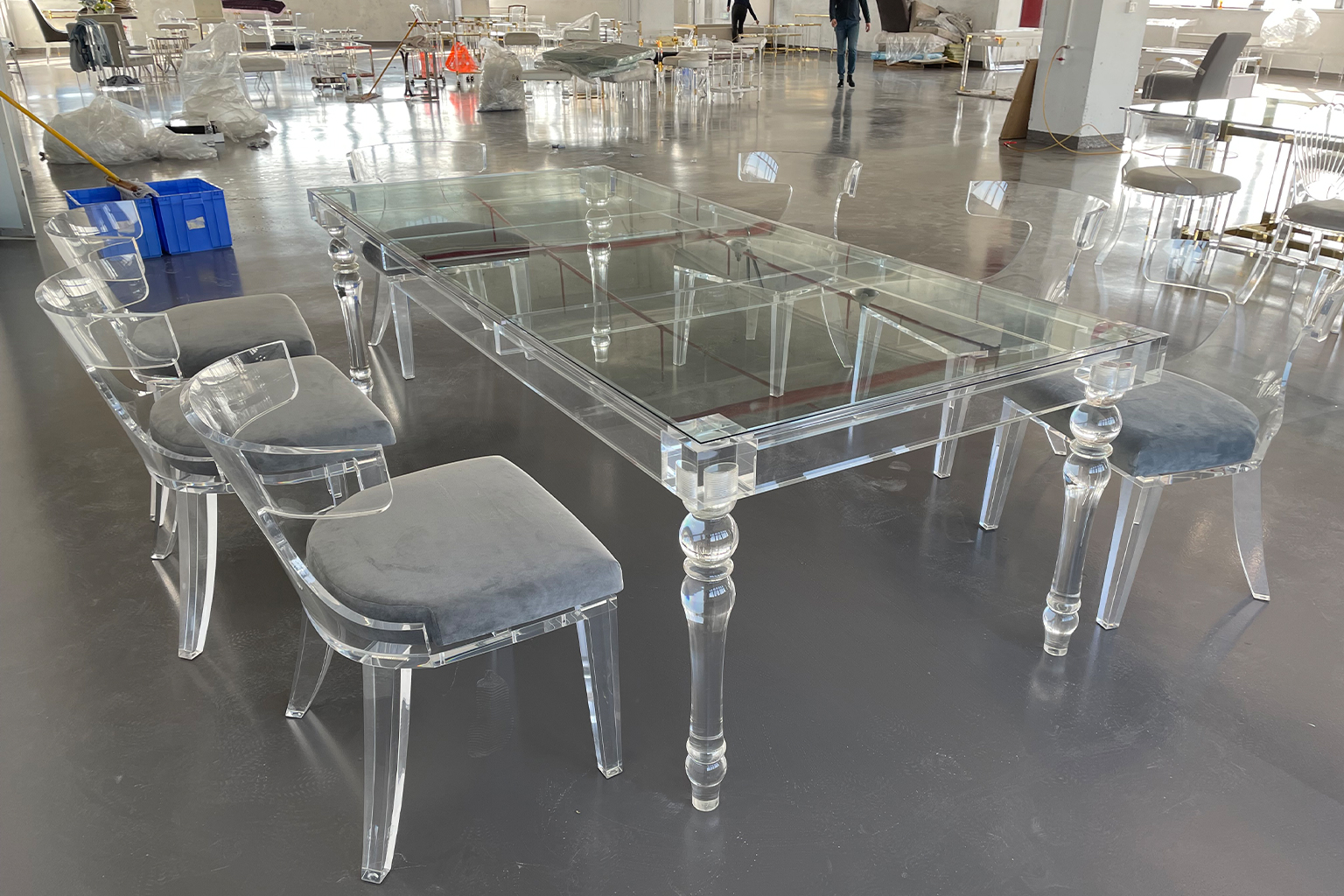 Custom Clear Acrylic Dining Table and Chairs Set for Modern Home Furniture