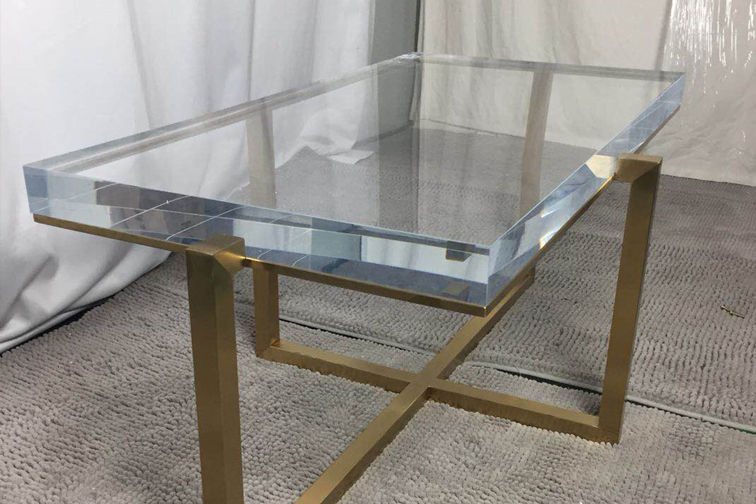 Custom Clear Acrylic Dining Table with Gold Metal Cross Base for OEMODM Furniture Projects