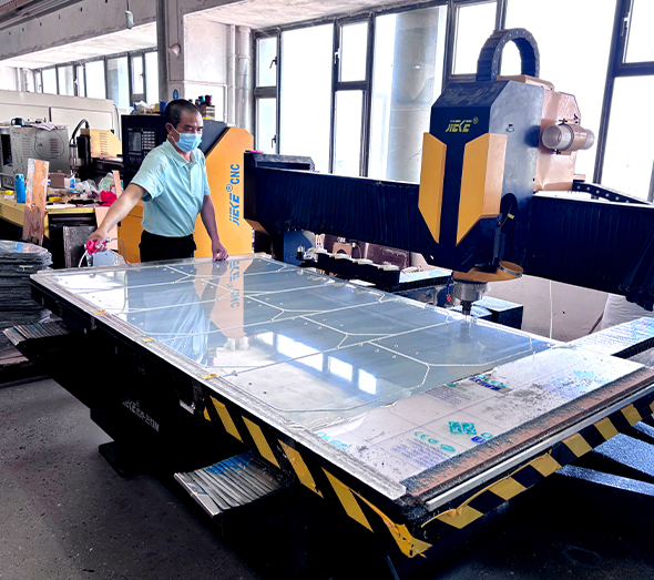 Large format CNC routing and precision cutting for custom clear acrylic parts