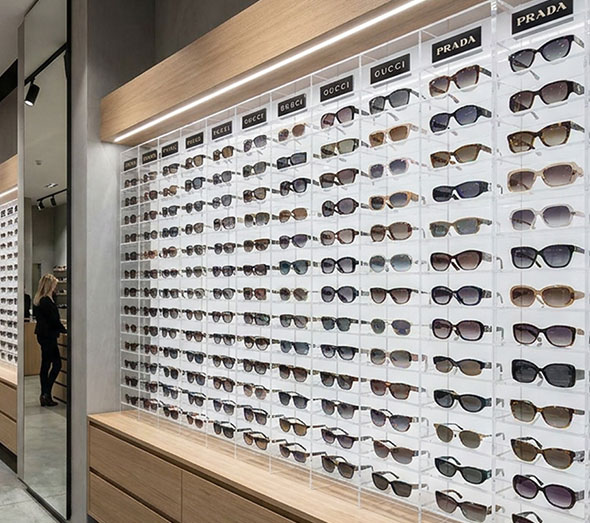 Acrylic eyewear display rack for retail store