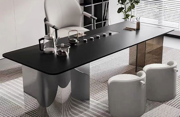 Smoke-grey-acrylic-coffee-table-set-with-round-top-and-curved-base,-tinted-acrylic-furniture-for-modern-interior-wholesale