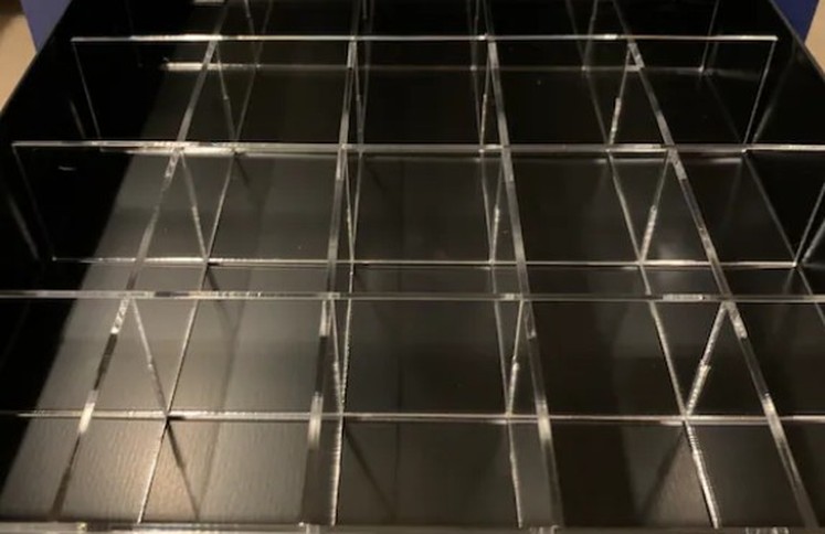 black-acrylic-drawer-divider-organizer