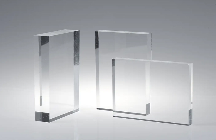 clear-acrylic-sheet-samples-in-different-thicknesses-with-transparent-polished-edges