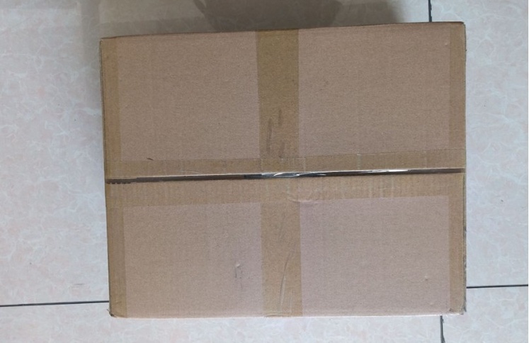 corrugated-cardboard-shipping-carton-box-packaging-acrylic-shoe-organizer