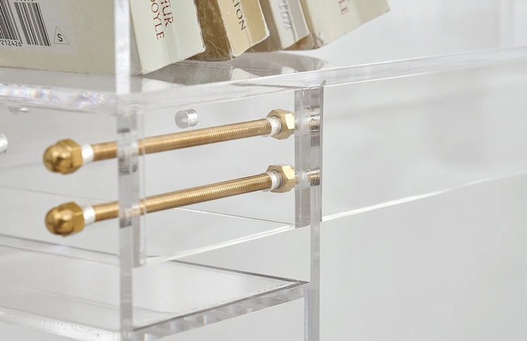 acrylic-shelf-brass-threaded-rod-fasteners