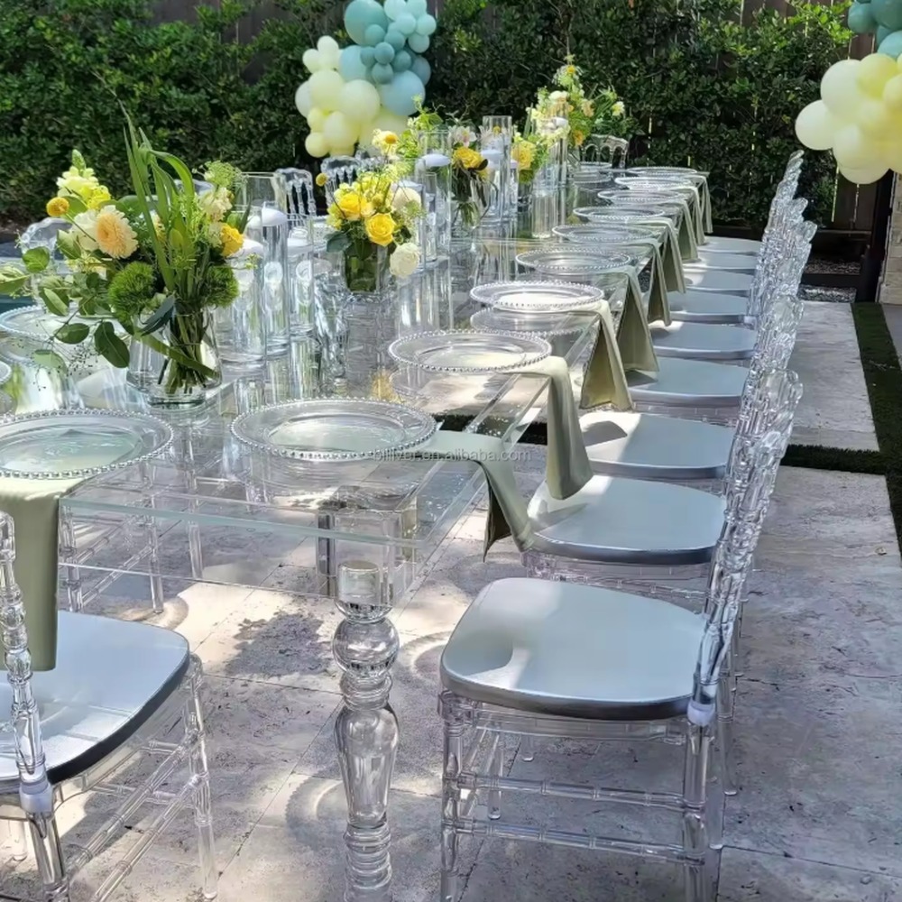 clear-acrylic-wedding-banquet-dining-table-chairs