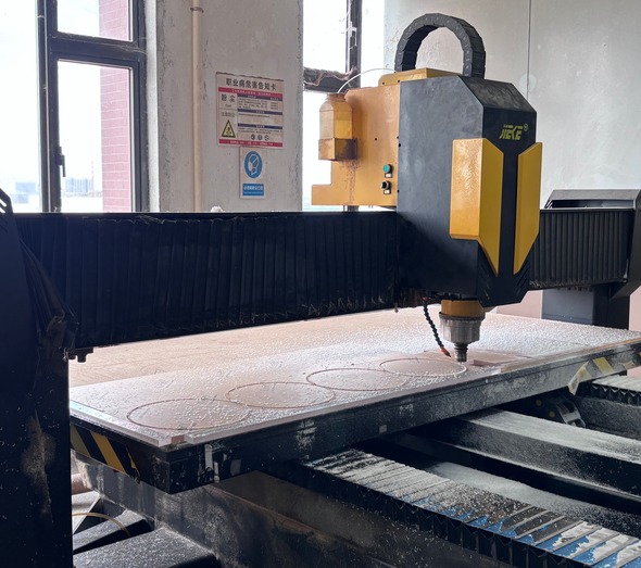 cnc-router-cutting-circular-acrylic-disks