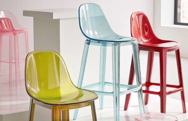 colorful-transparent-acrylic-bar-stools