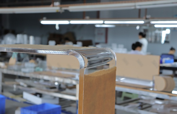 hot-bent-smooth-corner-radius-acrylic-table-detail